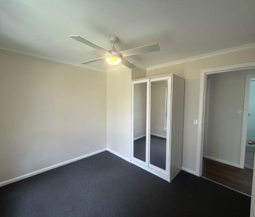 Fully Renovated 3-Bedroom Home - South Bathurst - Photo 5