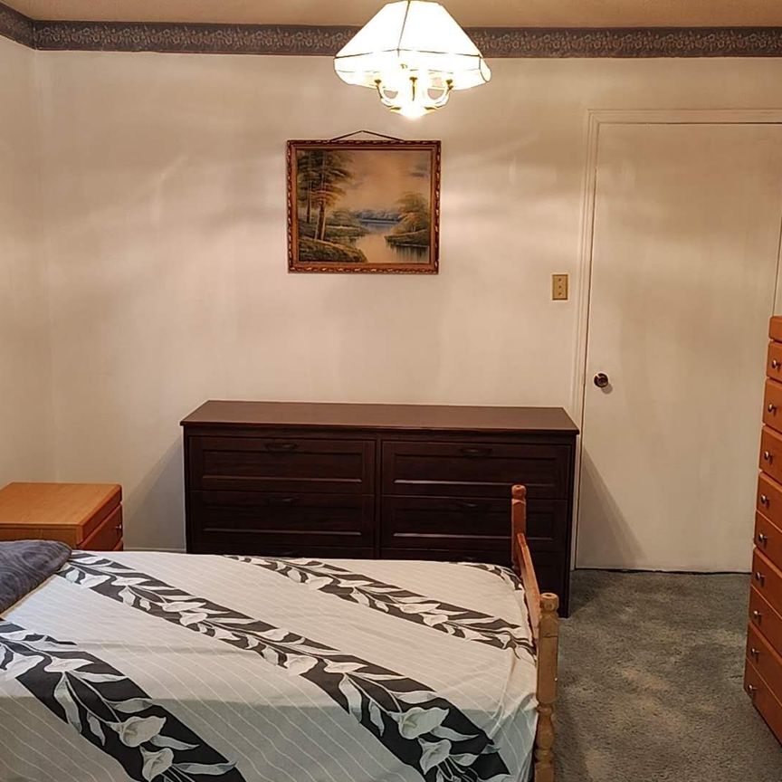 For Lease - 3050 Olympus Mews Unit# Main Floor, Mississauga, Ontario - Photo 1