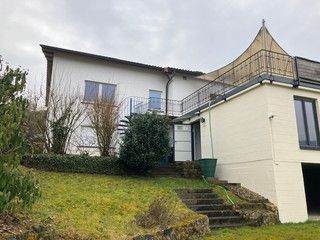 Haus 9 Zimmer zu vermieten in Echternacherbrück - Photo 2