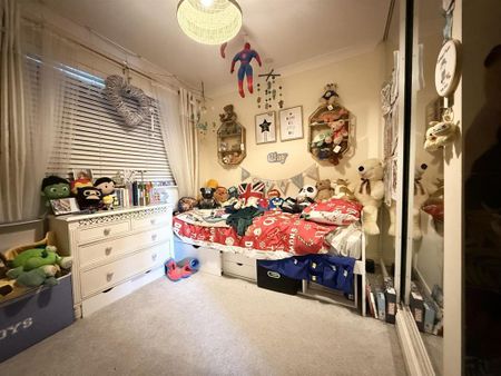 3 bedroom detached house to rent - Photo 2