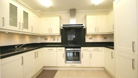 2 bedroom apartment to rent - Photo 4