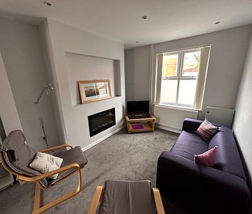 4 bedroom house - Photo 2