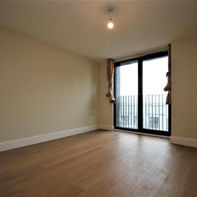 3 bedroom apartment to rent - Photo 1