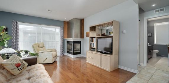 4 1/2 semi-meublé au dernier étage Vaudreuil-Dorion - appartement / logement à louer - Photo 2