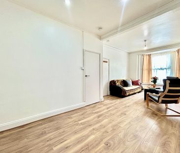 4 bedroom house to rent - Photo 1