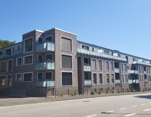 Neuwertige Single-Wohnung im Herzen der Stadt - Photo 1