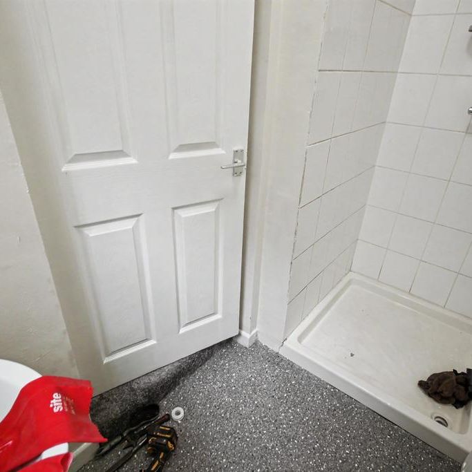 1 bedroom ground floor flat to rent - Photo 1