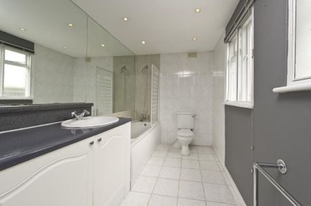 St Anns Villas, Holland Park, W11 - Photo 5