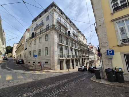 2 room luxury Flat for rent in Lisbon, Portugal - Photo 3