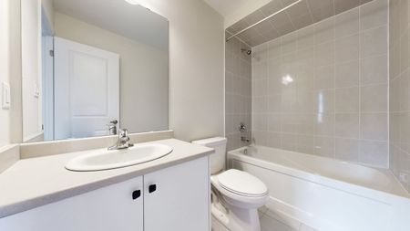 For Lease - 2 Malone Lane, Clarington, Ontario - Photo 5