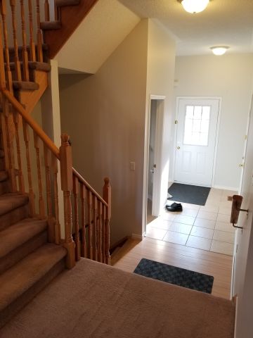 For Lease - 12 Marshview Avenue, Aurora, Ontario - Photo 5