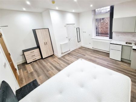 1 bedroom detached house to rent - Photo 2