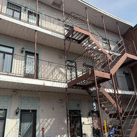 4 1/2 | occupation 1er juillet | Quartier Saint-Sauveur - Photo 3