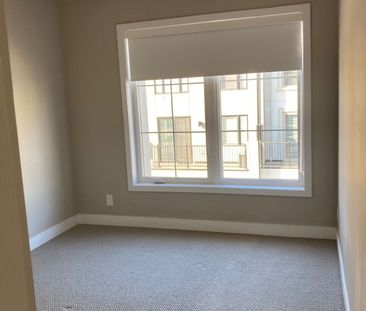 For Lease - 4 Guardhouse Crescent, Markham, Ontario - Photo 4