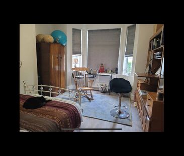 Room in a Shared House, Chorlton-Cum-Hardy, M21 - Photo 6