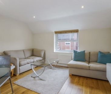 2 bedroom flat to rent - Photo 4