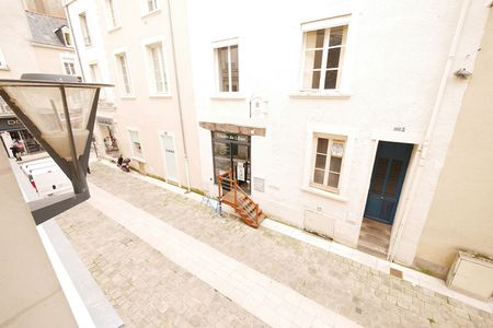 Location Appartement 2 pièces 30m² - Photo 2