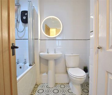 2 bedroom apartment to rent - Photo 6