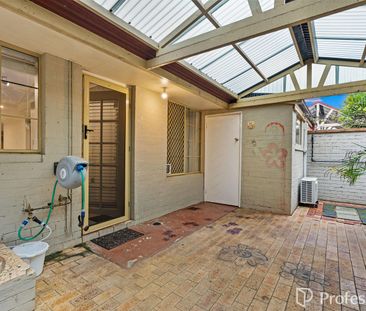 CUTE AND COZY VILLA IN THE HEART OF GUILDFORD ! - Photo 6