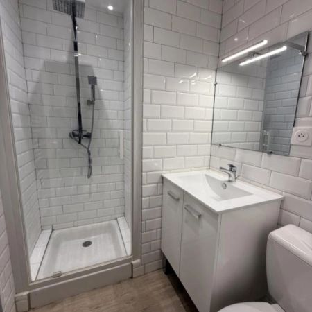 VILLENEUVE SUR LOT, studio meublé toute charges comprises da - Photo 3