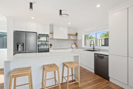 1/111 Robsons Rd - Photo 2