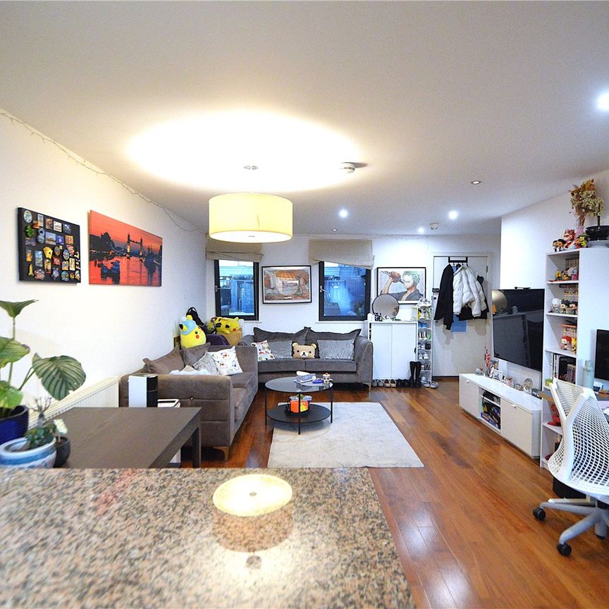 Masons Avenue, Croydon, Surrey, CR0 - Photo 1