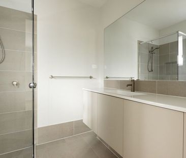 QUALITY BUILT, SPACIOUS HOME - Photo 3