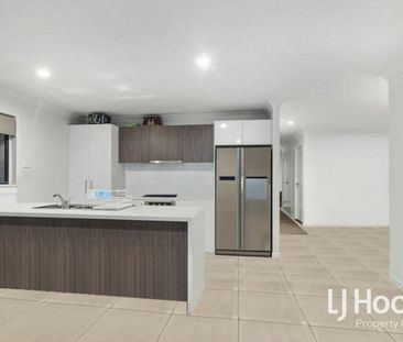 Modern Meets Convenience - Providence Estate - Photo 1