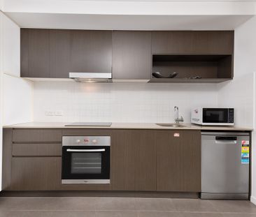 FULLY FURNISHED 2 BEDROOM UNIT - Photo 2