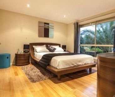 Sophisticated Living - Photo 5