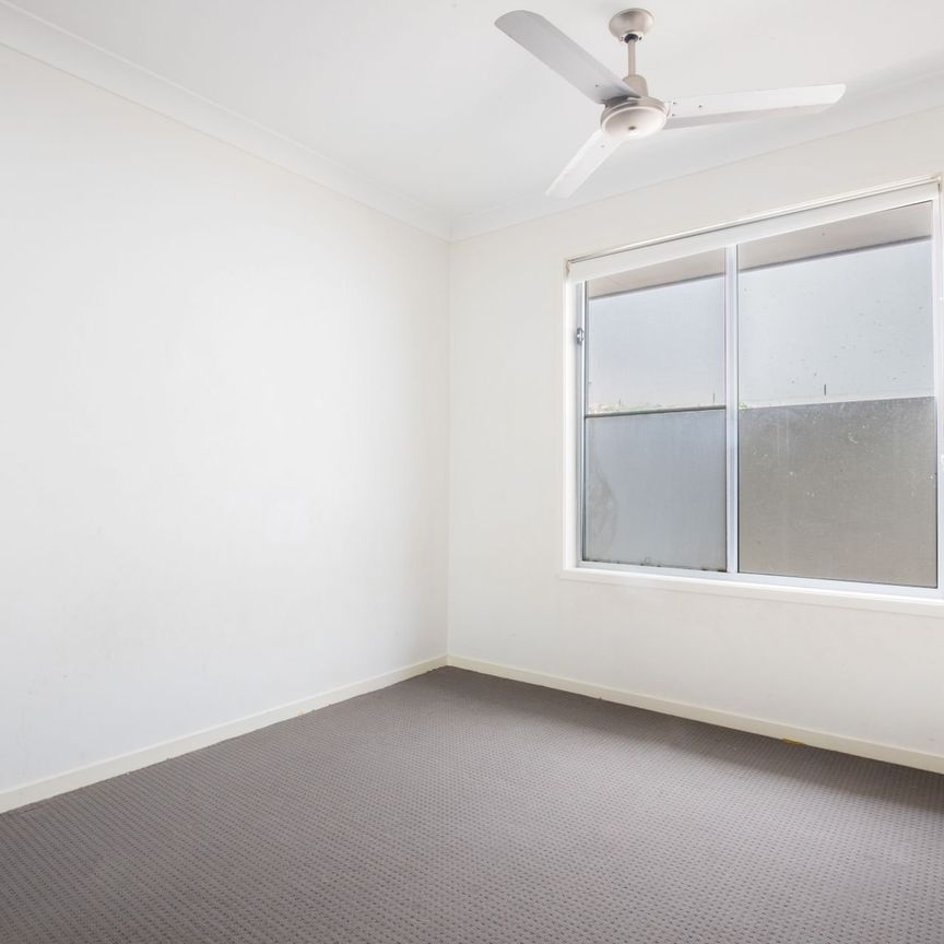 Modern & Spacious Family Home! - Photo 1