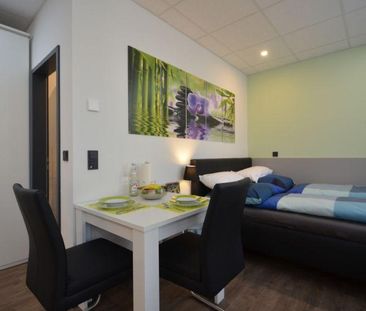 sofort verfügbares 1-Zimmer-Apartment, möbliert & ausgestattet, zen... - Photo 1