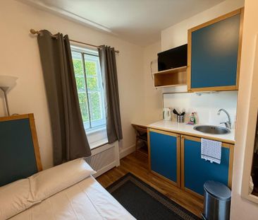 Flat 418 Fulham Palace Road, Fulham W6 9HH - Photo 3