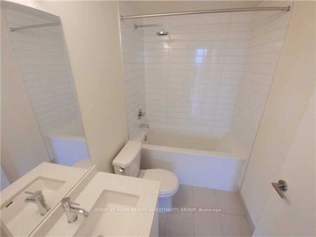 460 Adelaide Street E #1927 - Photo 2