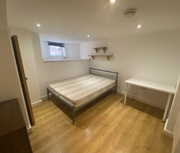 6 bedroom terraced house to rent - Photo 6