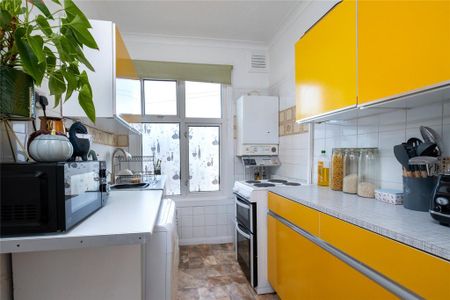 1 bedroom apartment to rent - Photo 3