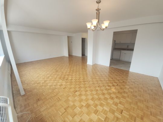 2300 Rue Saint Mathieu, #1803 - Photo 1