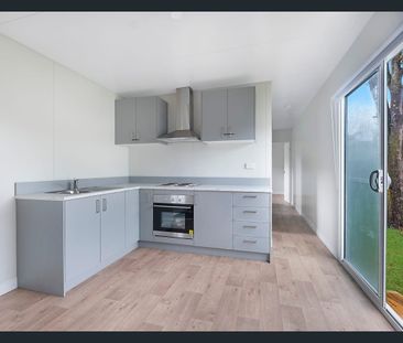 FULLY FENCED TWO BEDROOM GRANNY FLAT - Photo 1