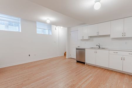 For Lease - 148 Nottingham Road Unit# Lower, Barrie, Ontario - Photo 2