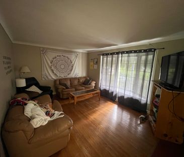 81 Crestdale Avenue - Photo 1