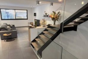 Chalet/casa adosado en venta, alquiler en Progrés