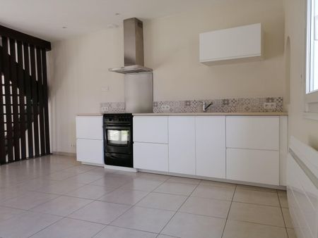 Location / Maison T3 - Photo 3