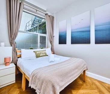 West Beach (From Sept 2025), 54 Eglinton Street, Portrush, BT56 8DY - Photo 5