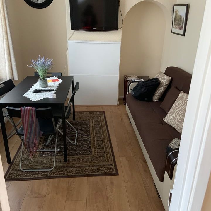 Room in a Shared House, Downham Way, BR1 - Photo 1