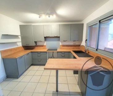 Location Duplex 4 pièces 82 m2 à Lagny-sur-Marne - Photo 3