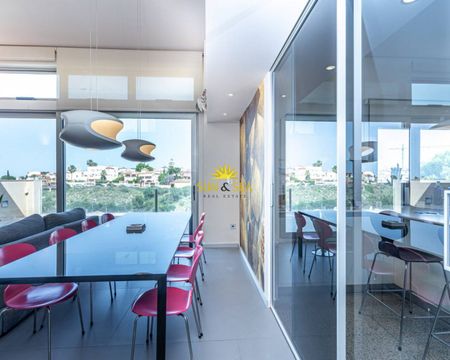 Long term rental, Luxury house with 5 bedrooms in Los Balcones - Los Altos del Edén, Torrevieja Alicante. - Foto 4