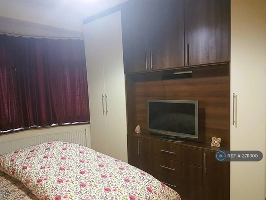 3 bedroom bungalow to rent - Photo 1