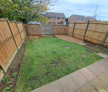 2 bedroom semi-detached house to rent - Photo 4