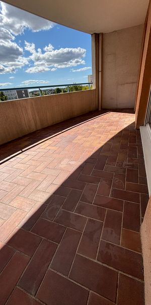 Appartement Aix En Provence 2 pièce(s) 50 m2, terrasse, garage - Photo 1