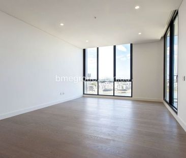 Waterview | Study | East-facing - Photo 1